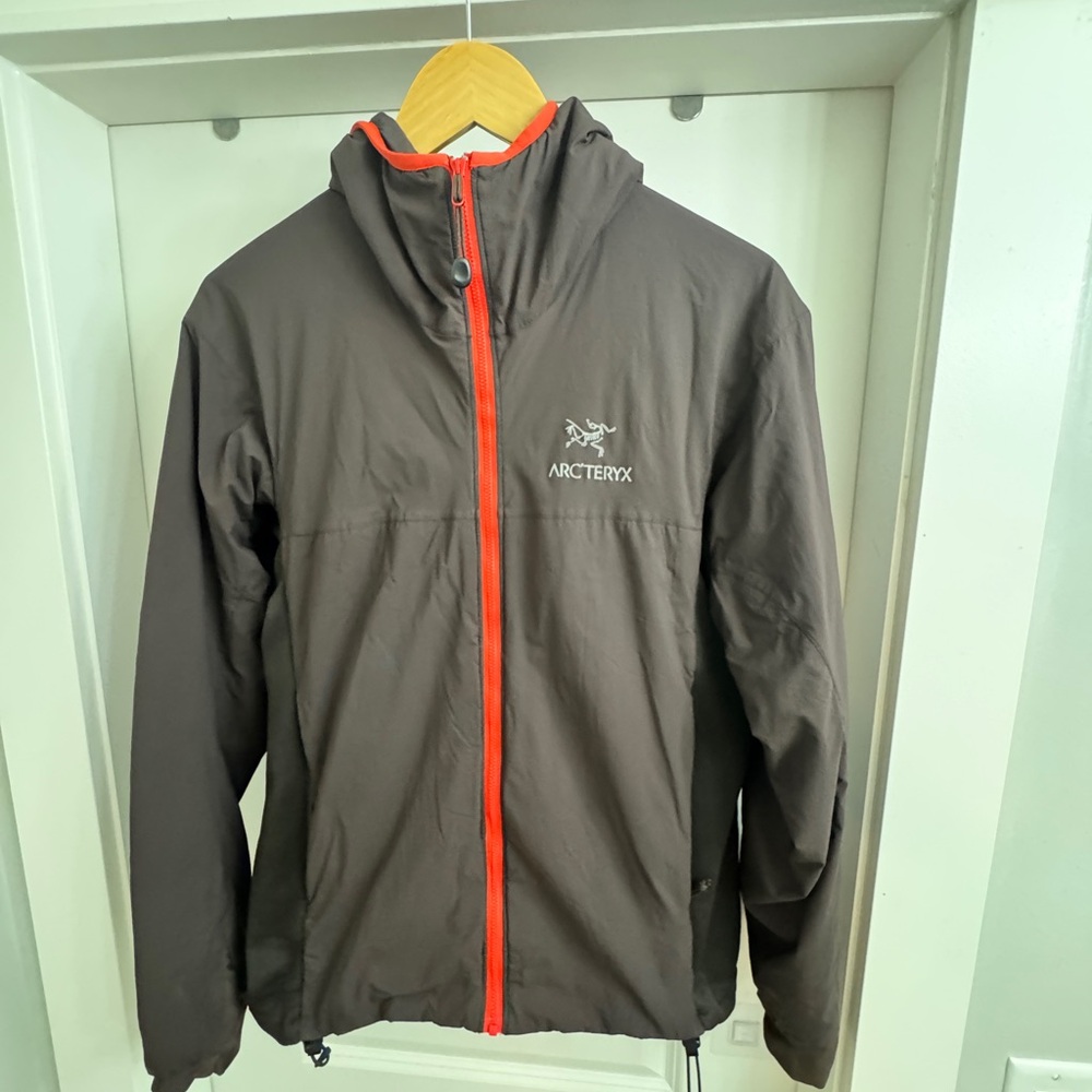 Arc'teryx Atom Dark Brown Jacket